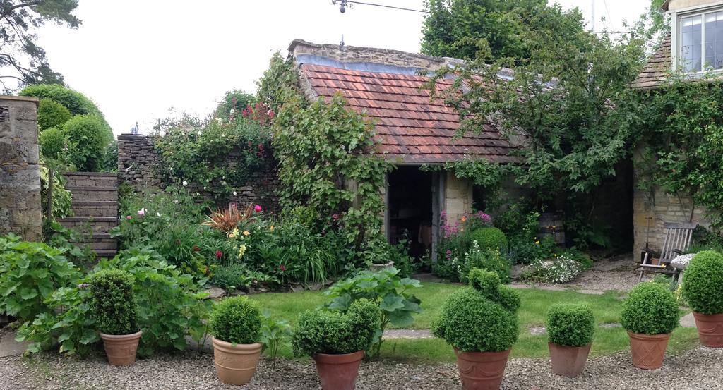 Yew Tree Cottage B&B Stow-on-the-Wold Bagian luar foto